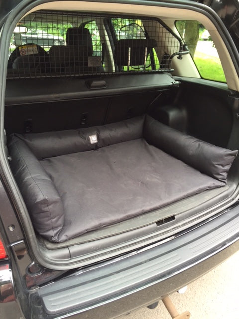 Danish Design Boot Bed,  hundeseng til bilen