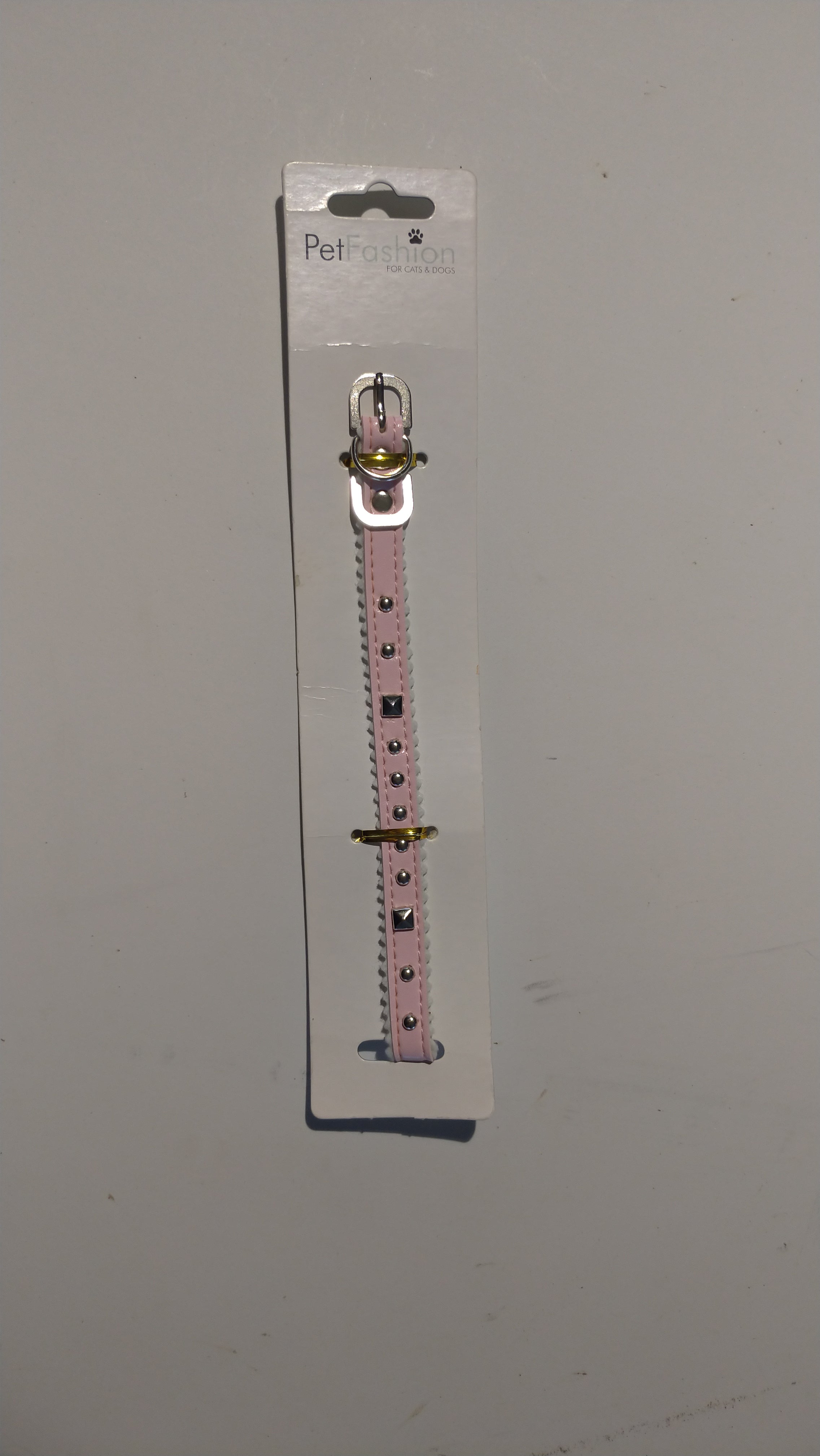 Kattehalsbånd "læderlook" med nitter - 3 farver